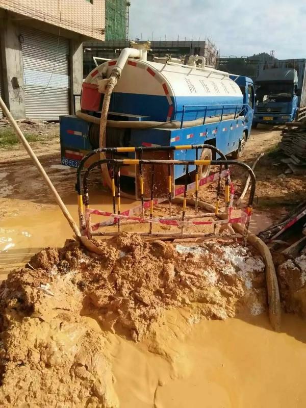 钟楼工地淤泥清淤